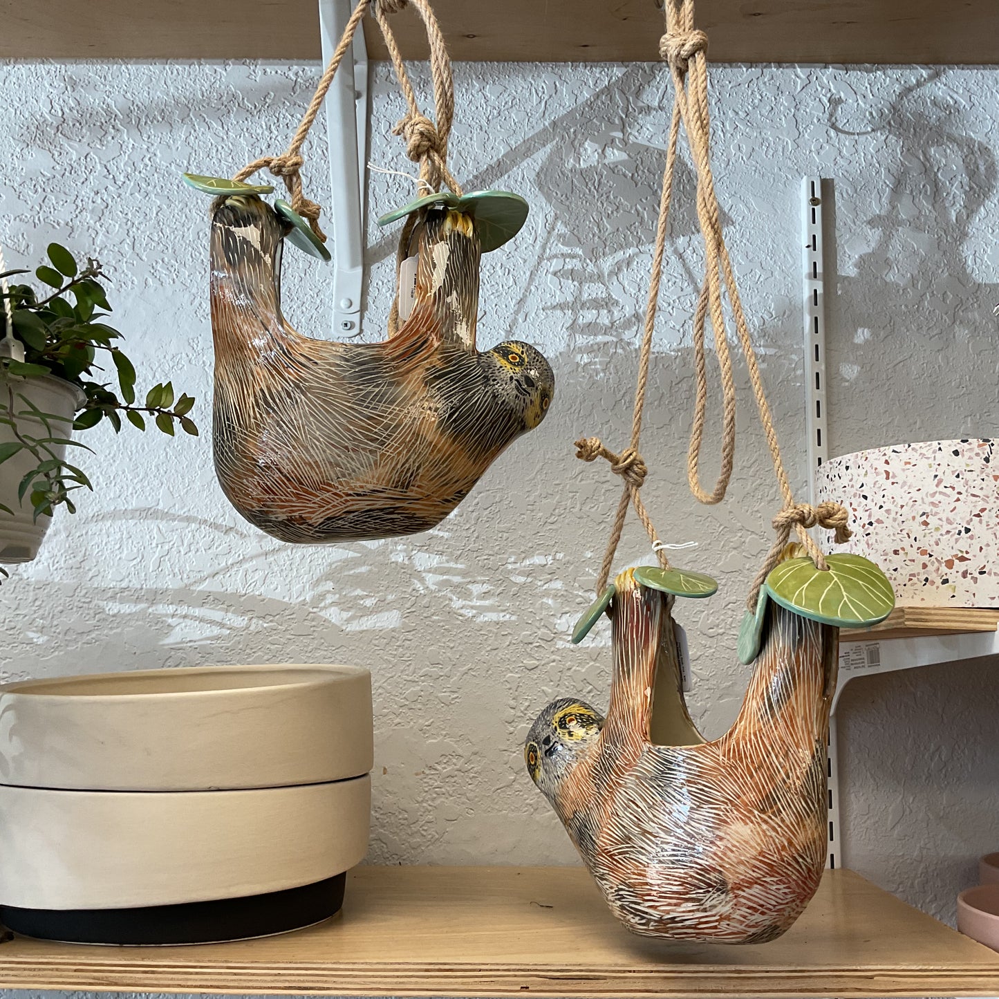 Hanging Sloth Pot