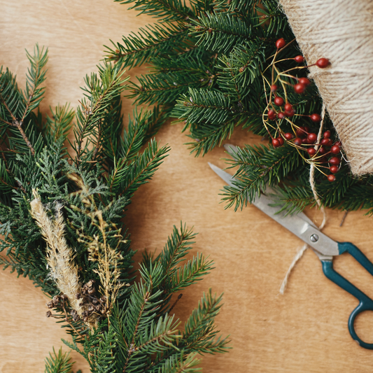 DIY Holiday Wreaths Kits