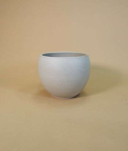 Luna Sphere Pot