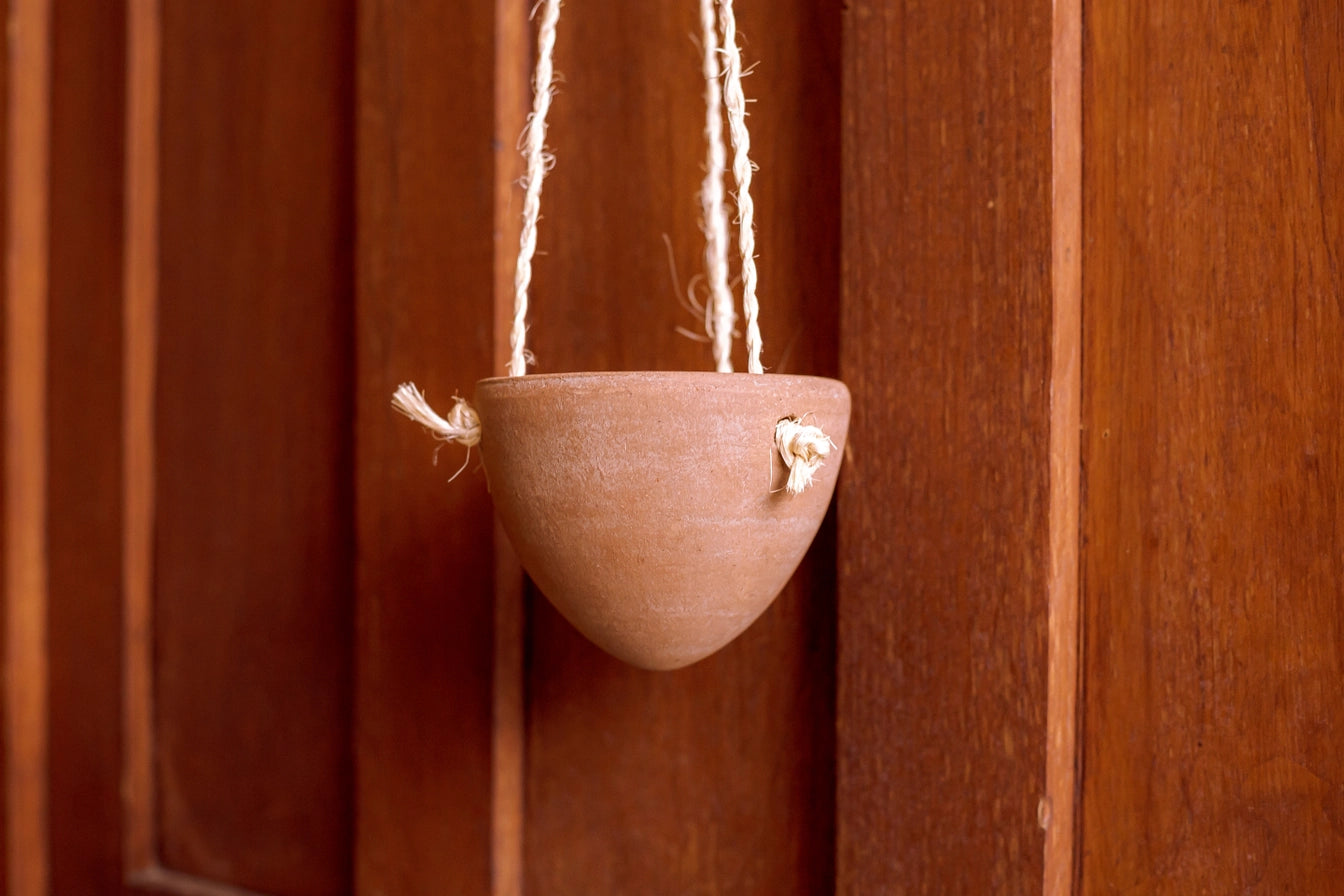 Hanging Planter w/ Natural Fiber Hanger