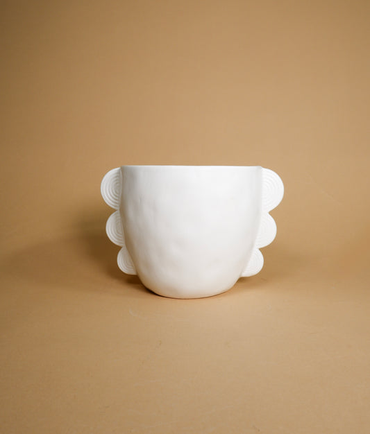 White Pot w/ Scalloped Sides