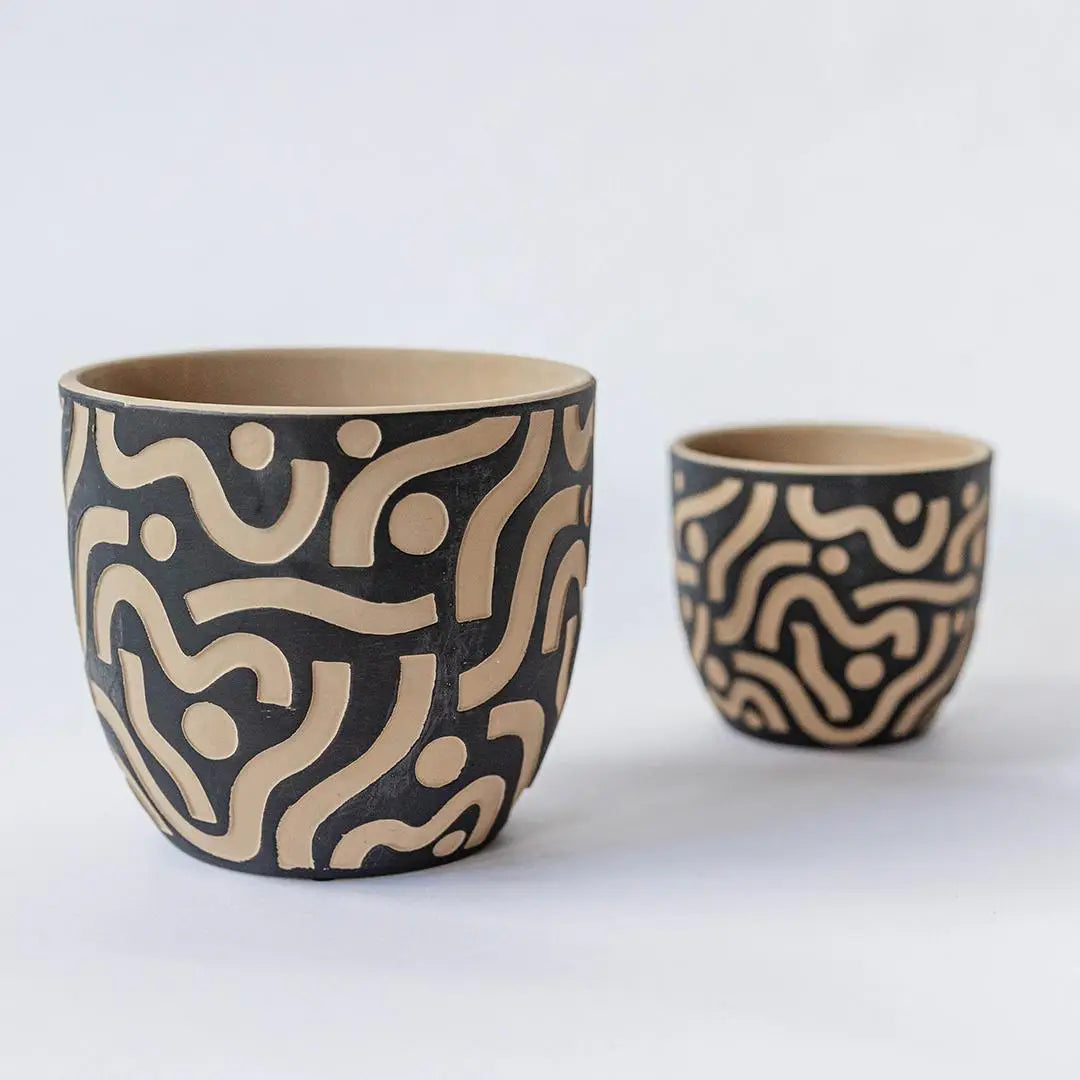 Cutwork Pot